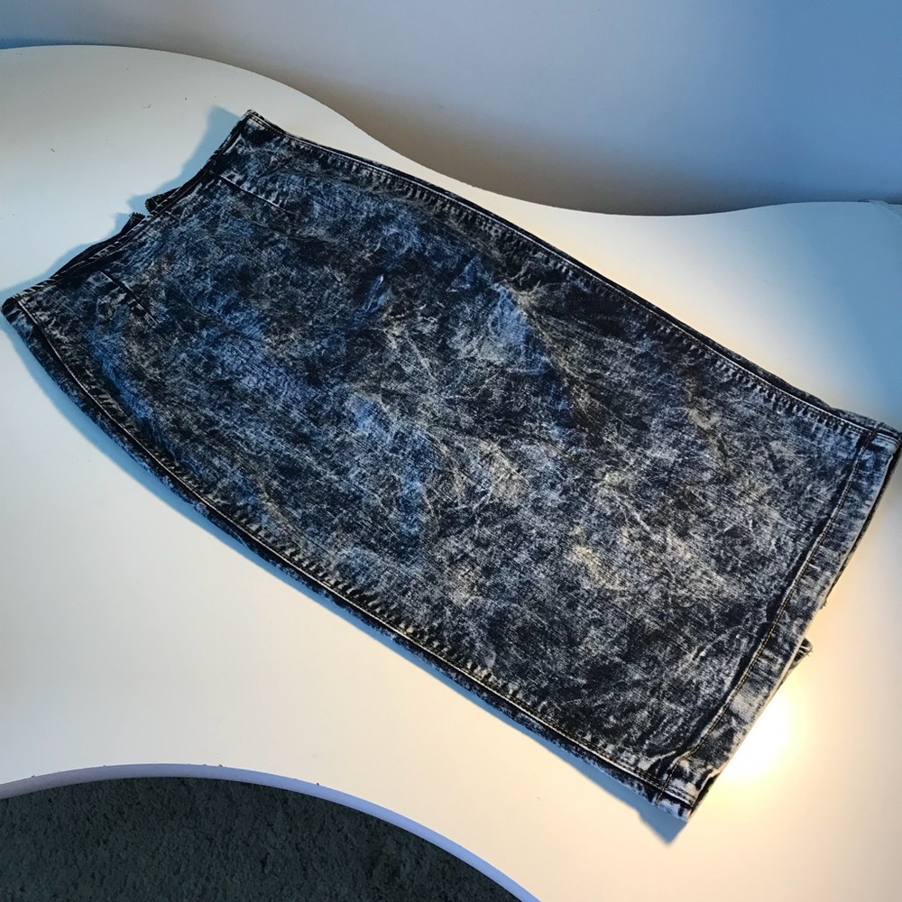 Acid Wash Jean Pencil Skirt